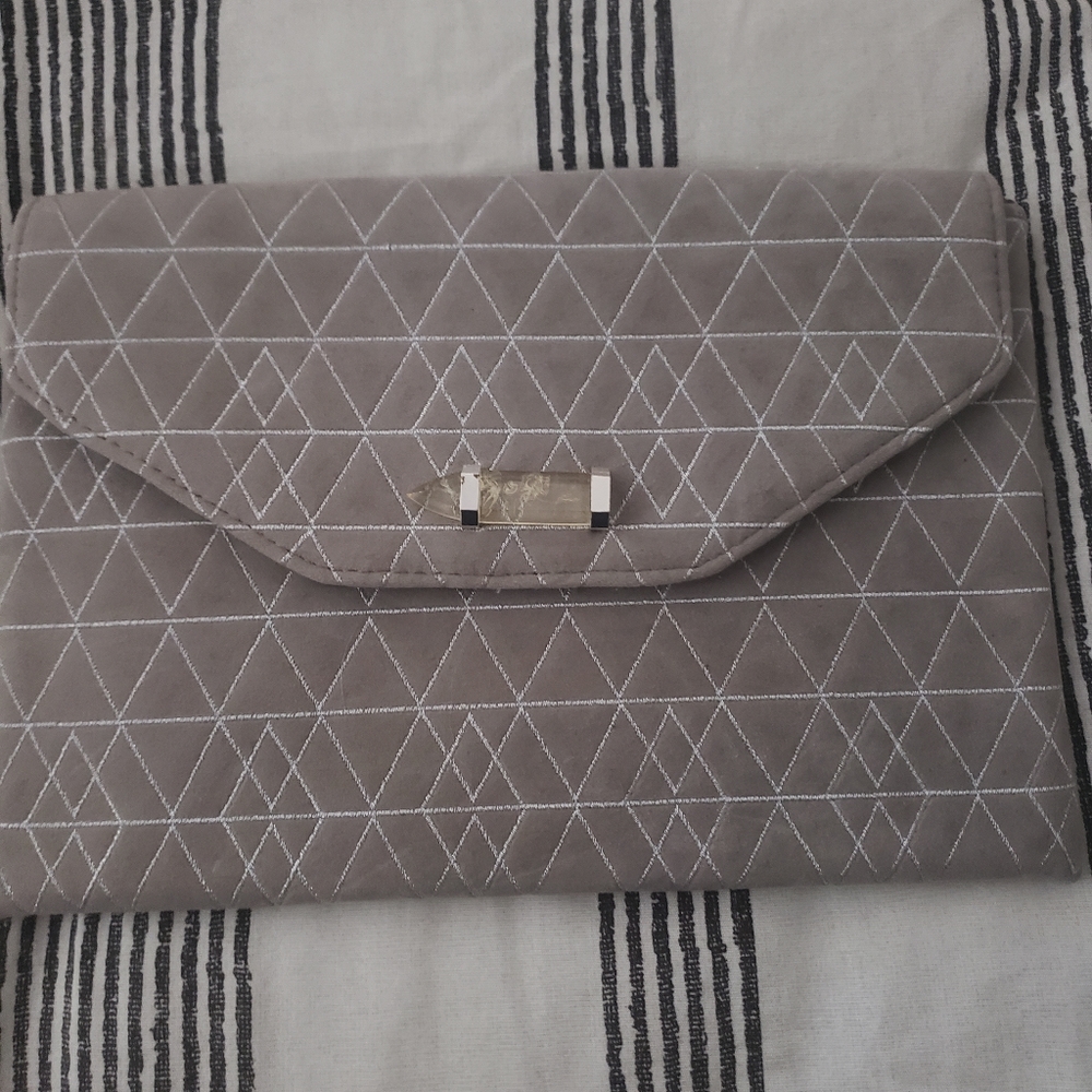 Stella and Dot Clutch